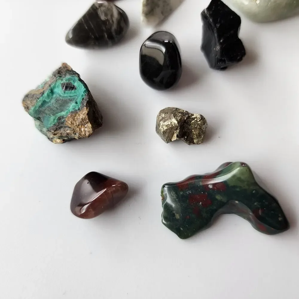 Crystal & Stone Collection - Picture 4 of 5